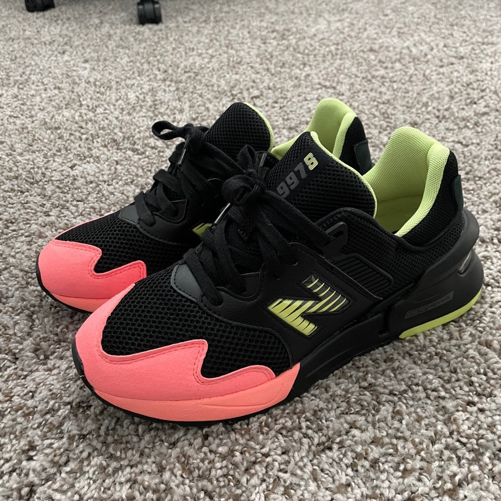 NEW BALANCE 997S